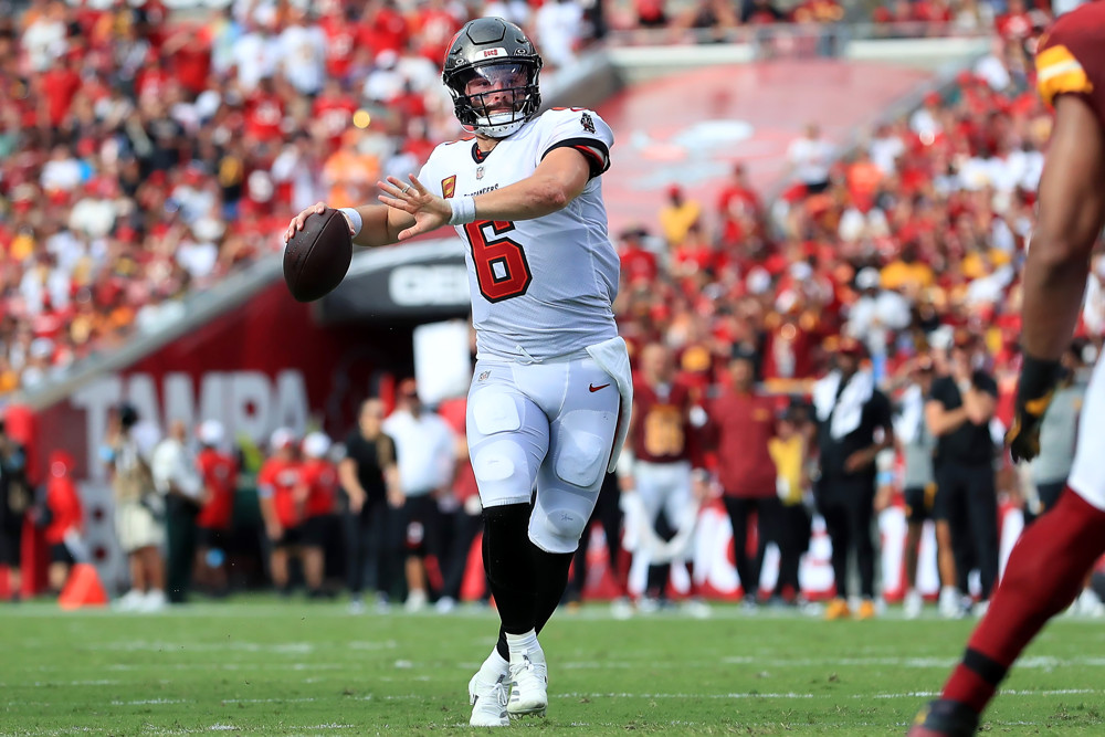 Baker Mayfield Throwing