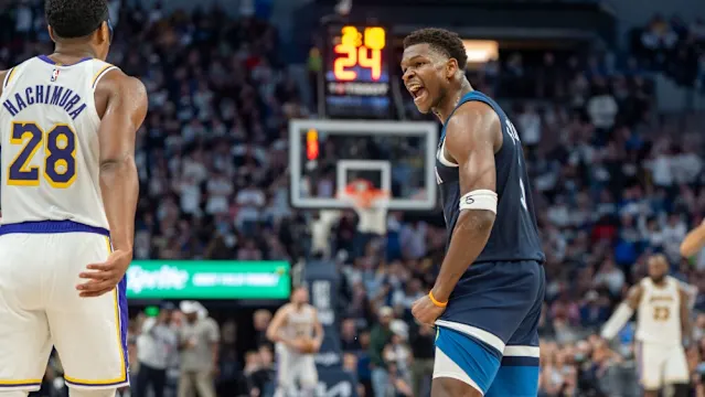 Anthony Edwards' 43 points propels Timberwolves past Lakers