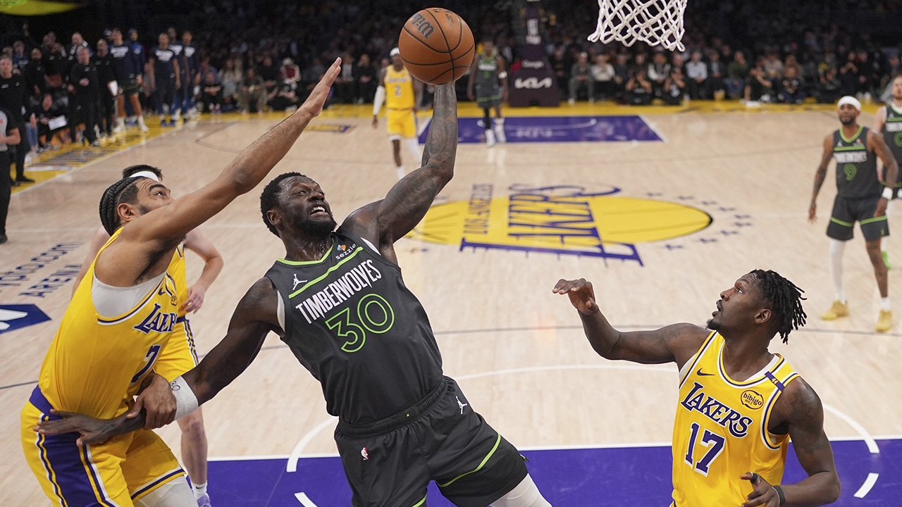 Julius Randle's 23 points pushed Timberwolves past Lakers
