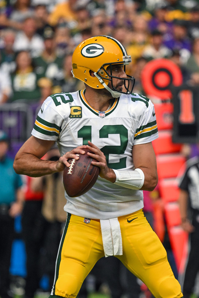 Aaron Rodgers Surveys the Field With His Former Team, The Green Bay Packers